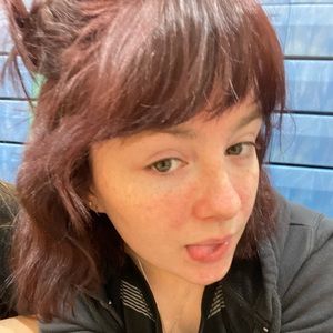 Meet your Posher, Ava